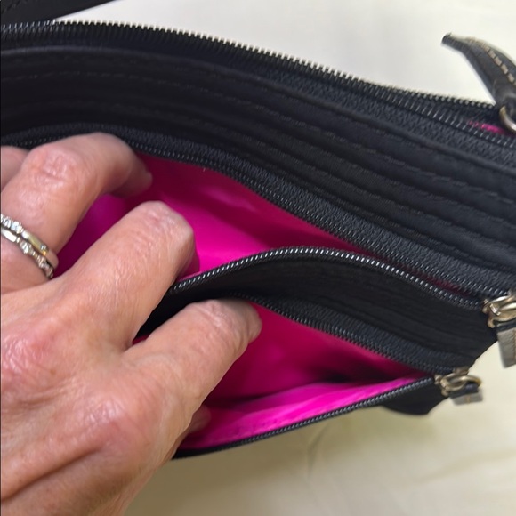 Dooney & Bourke Black Crossbody Bag with Minimalist Design - Picture 3 of 6